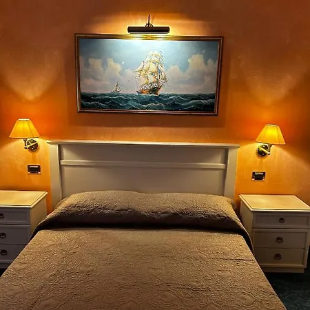 Hotel Rey's 3*
