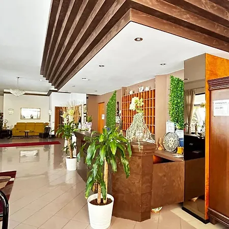 Hotel Rey's