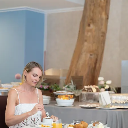 Hotel Mioni Royal San