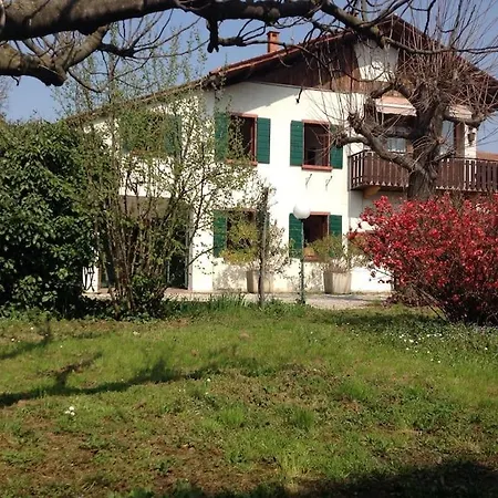 Casetta Di Campagna Ferienhaus *