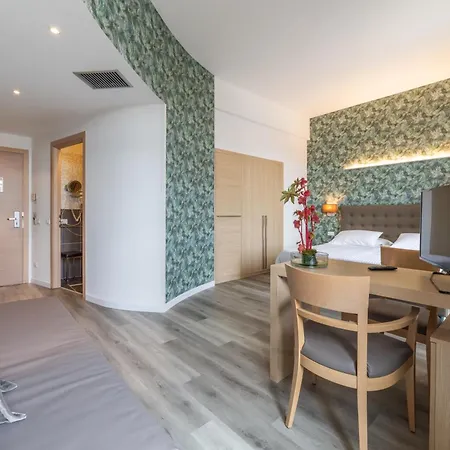 Mioni Royal San Hotel 4*