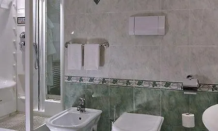 Hotel Fabilia Terme Augustus 4*