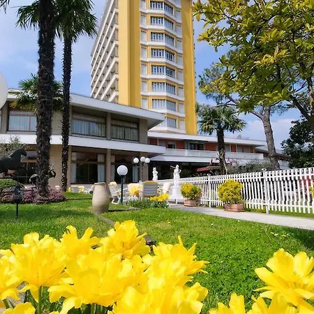 Hotel Fabilia Terme Augustus Montegrotto Terme