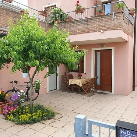 Locazioni Turistiche By Max Guest house *