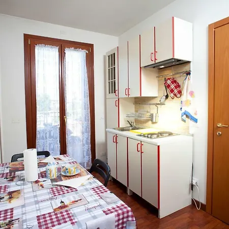 Locazioni Turistiche By Max Guest house Montegrotto Terme