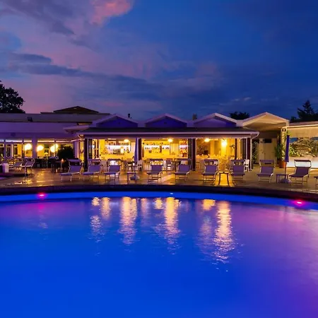 Mioni Royal San Hotel 4*