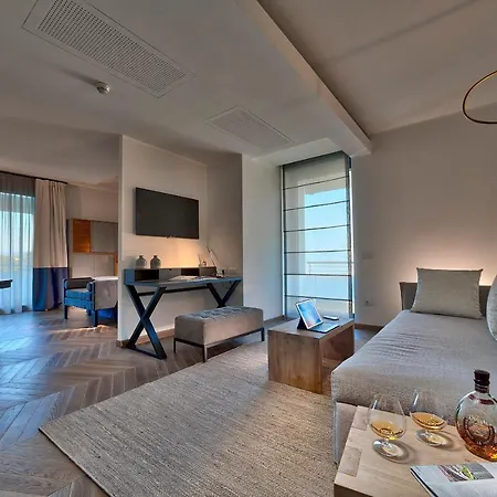Esplanade Tergesteo - Luxury Retreat Hotel 5*